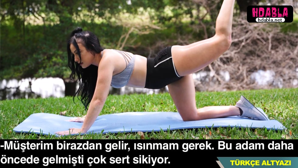 Escort karı sikilirken beli kırılmasın diye Vücudunu ısıtıyor