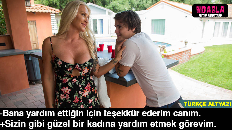 Arkadaşımın annesine evi temizlemesi için yardım ettim Altyazılı izle