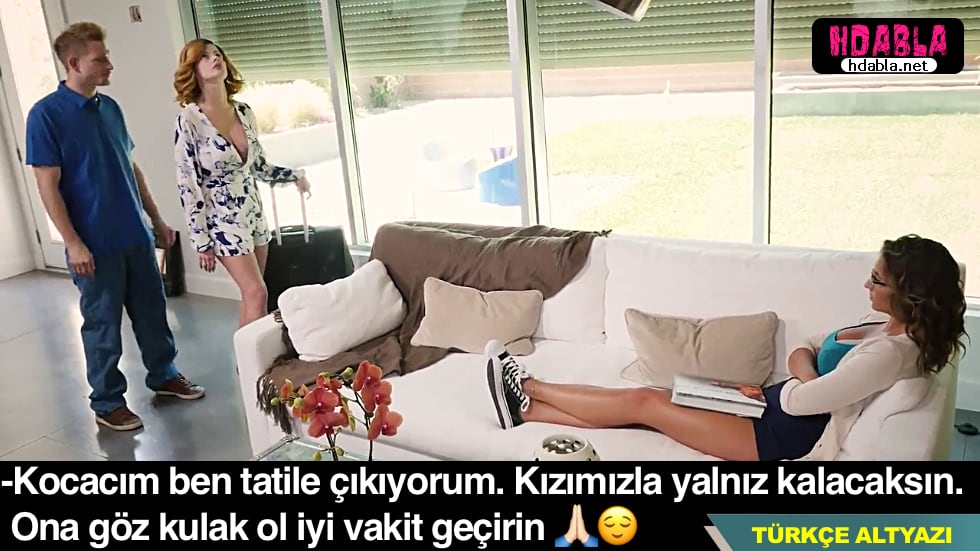 Annem evden çıkınca üvey babam odasına geçip 31 çekmeye başladı